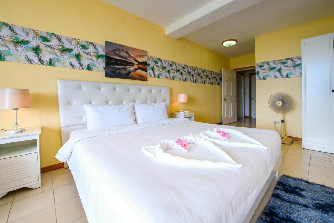 Happy Vikings - Beachfront Praia de Jomtien Exterior foto