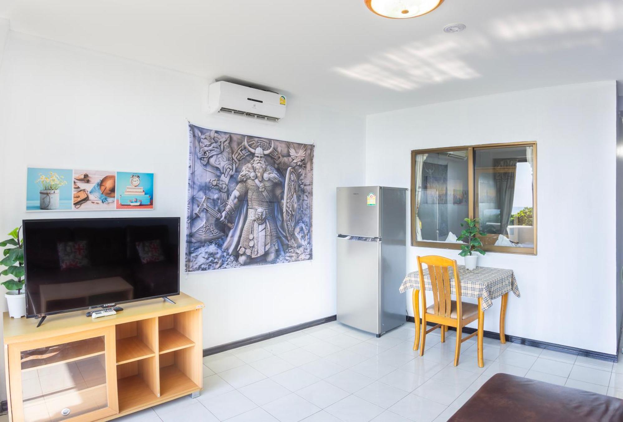 Happy Vikings - Beachfront Praia de Jomtien Exterior foto