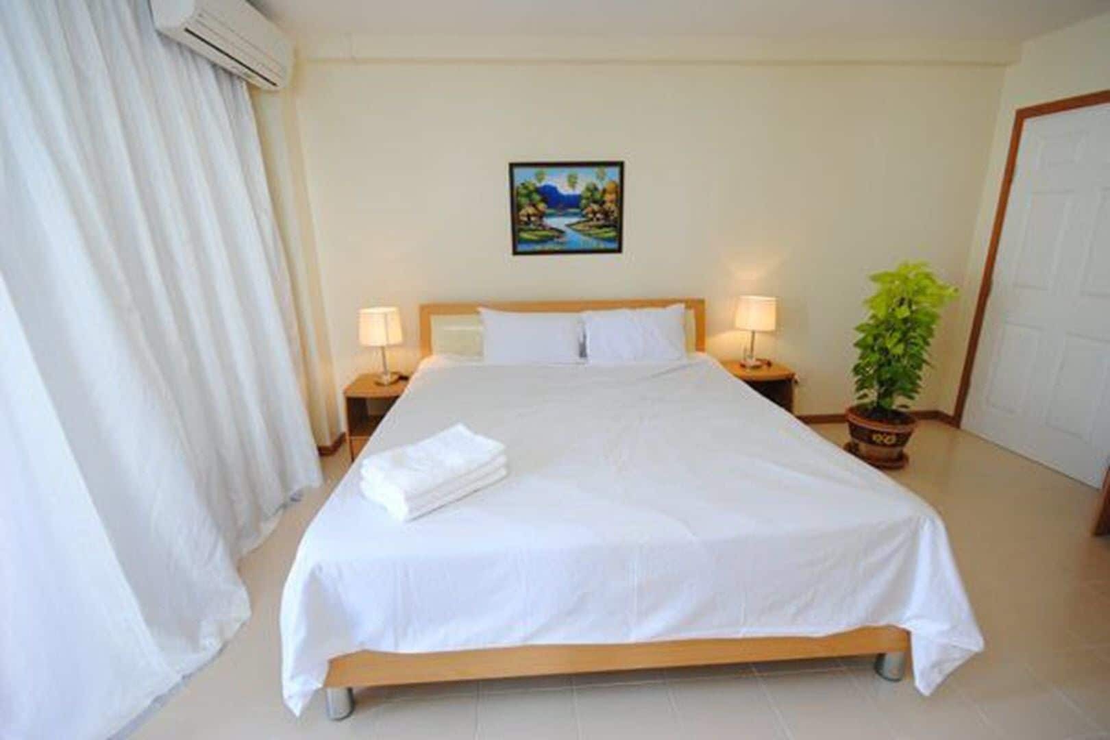 Happy Vikings - Beachfront Praia de Jomtien Exterior foto